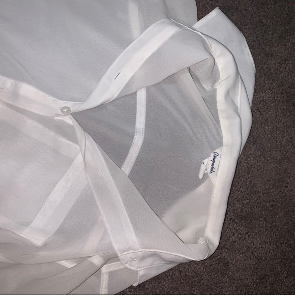 White Aeropostale button up - Picture 2 of 3